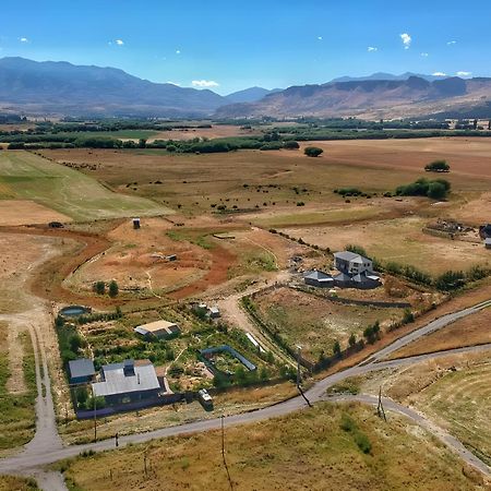 Arriba La Luna - Ecovilla Rural เตรเวลิน ภายนอก รูปภาพ